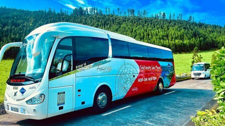 São Miguel Sightseeing Hop-On Hop-Off Bus