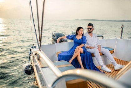 Mirissa Evening Sunset Tour on a Super Luxury Sports Speed Boat
