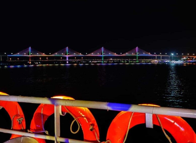 Panaji: Fun-Filled 2-Hour Mandovi River Cruise with Dinner