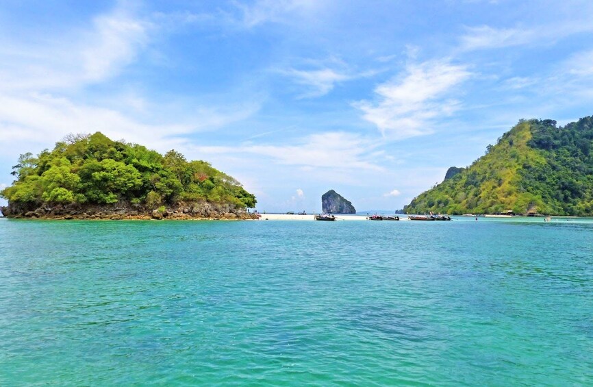 Early Bird Phi Phi Island & 4 Islands Speed Boat Tour by Sea Eagle