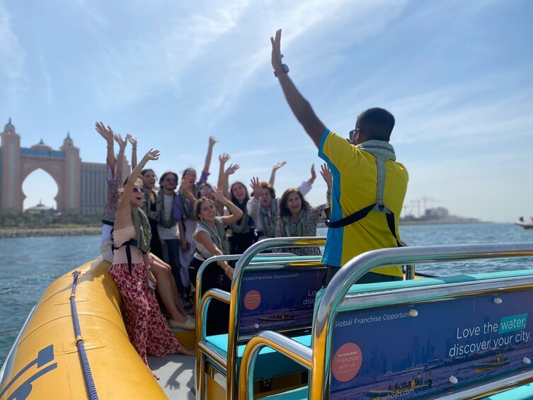 99 Minute Premium Sightseeing Boat Tour in Dubai 