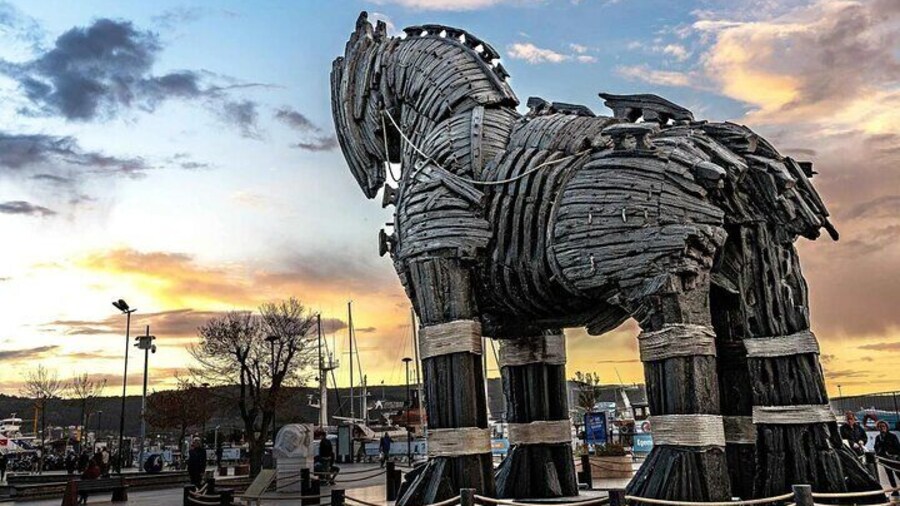 Ancient Troy Day Tour from Istanbul