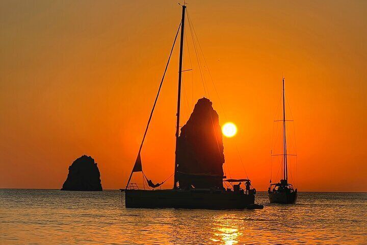 Private Boat Tour Sunset at the Faraglioni