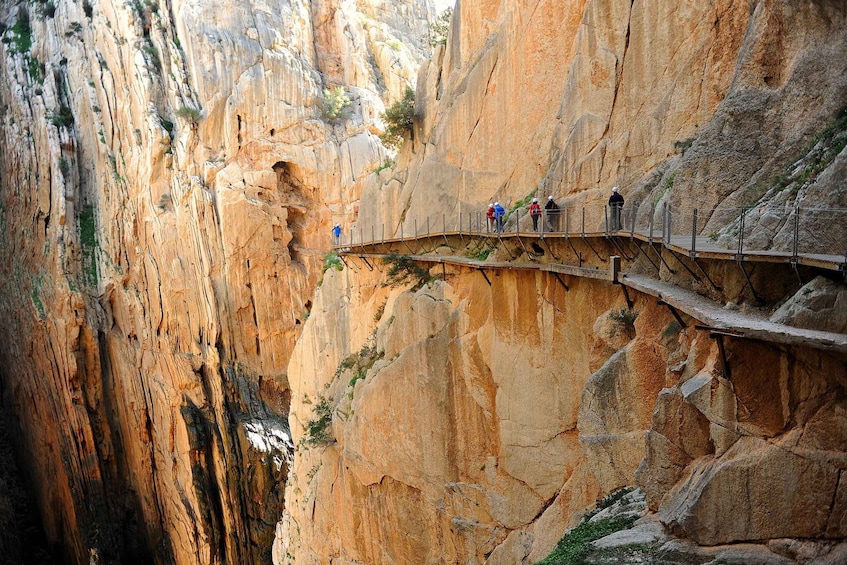 From Málaga: Caminito del Rey Small-Group Tour with Picnic