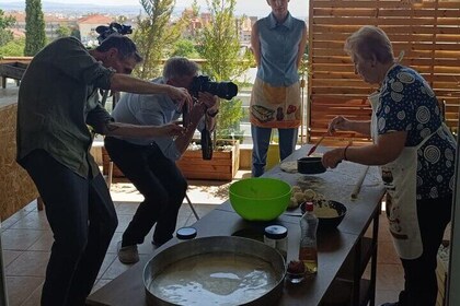 Cook like a Greek mama