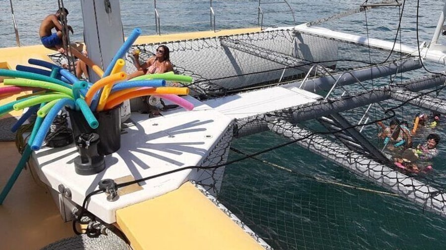 All-inclusive 8-hour catamaran tour to Isla Taboga from Panama City