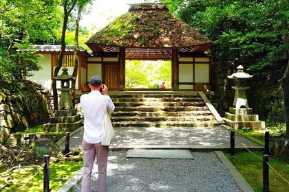 Kyoto: Philosopher’s Path and Hidden Temple Walking Tour