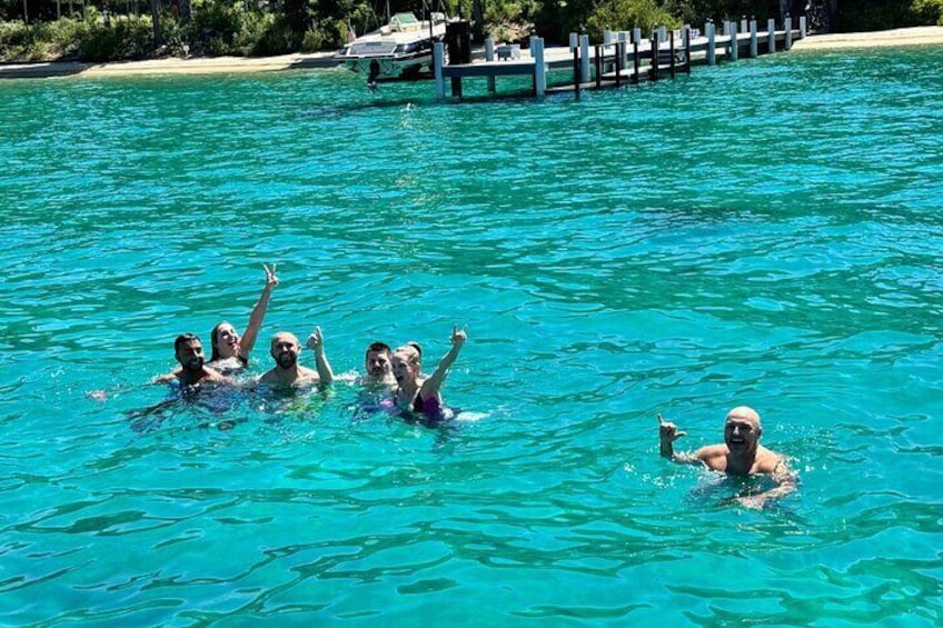 2 Hour Private Boat tour in the White Lightning up to 8 guests