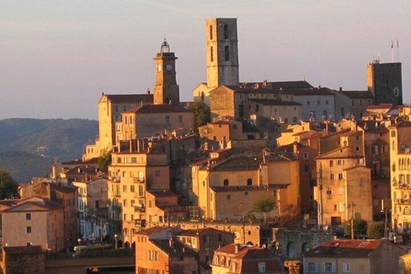 Private Full-day French Riviera and Hilltop Villages Tour