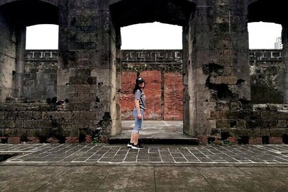 Manila Bike Adventure and Modern Makati Discovery