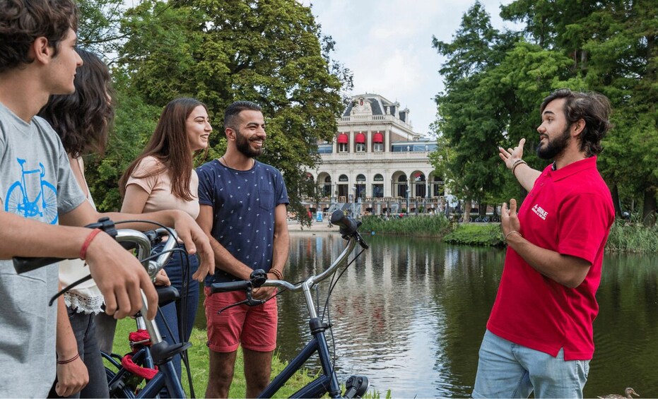 Amsterdam: E-Bike Sightseeing Tour in English