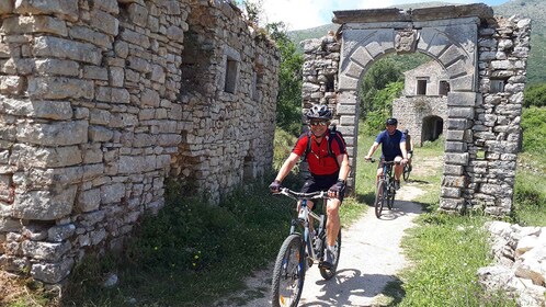 Corfu: Easy Bicycle Tour in the Countryside with Swim Stop