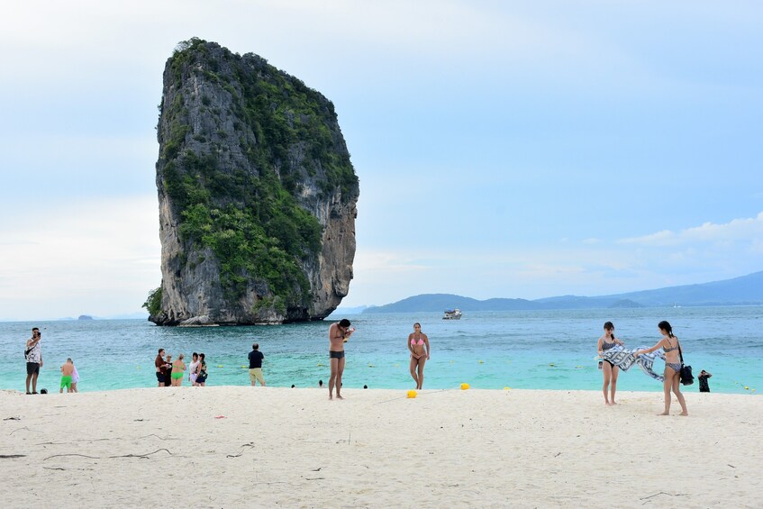 4 Island Speed Boat Tour in Krabi by Sea Eagle