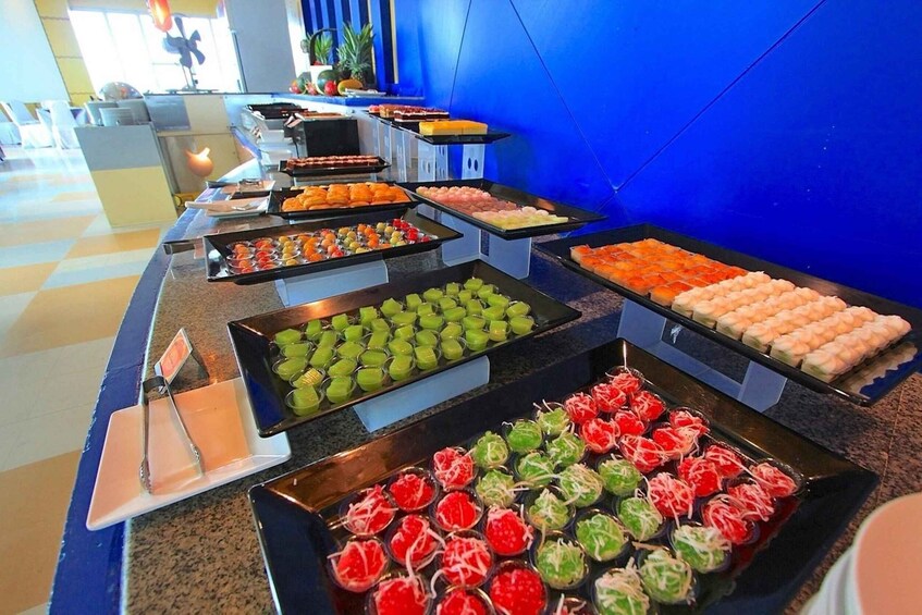 Picture 11 for Activity Bangkok: Baiyoke Observation Deck with Lunch/Dinner Buffet
