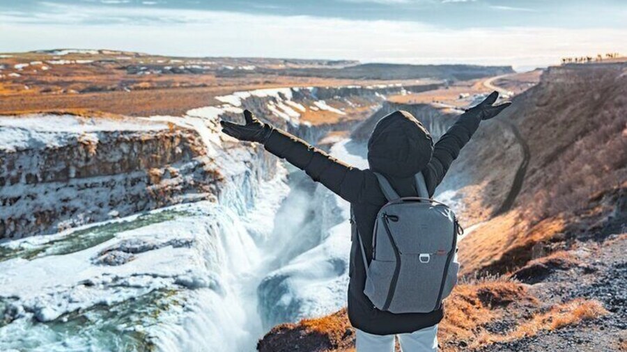 Iceland from Reykjavik Golden Circle Bus Day Tour Chinese Guide