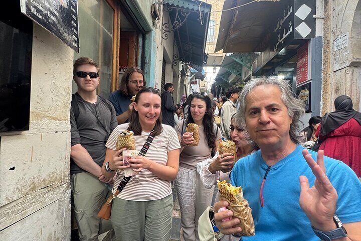 Walking Tour through the Medina of Tuni