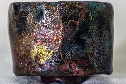 Japanese Pottery Kurinuki Workshop at Gilgamesh Art Cafe in Amman