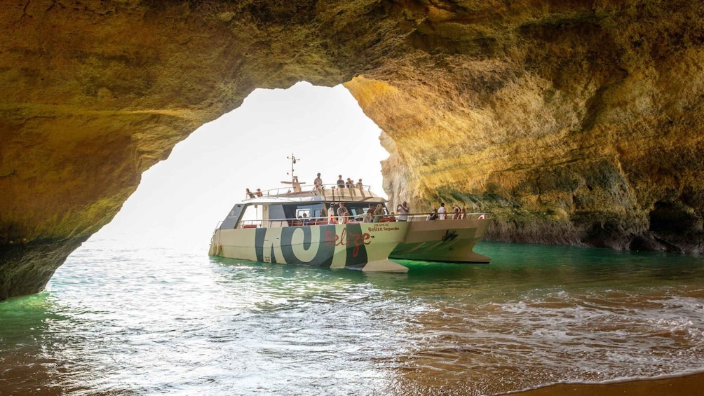 Algarve 3-Hour Caves and Coastline Boat Trip