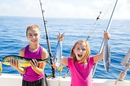 Hurghada Private Fishing, Snorkeling, Dolphin & Glass Boat Trip