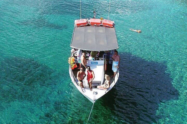 Glass Bottom Boat Tour with Private Transfer from Sharm El Sheikh