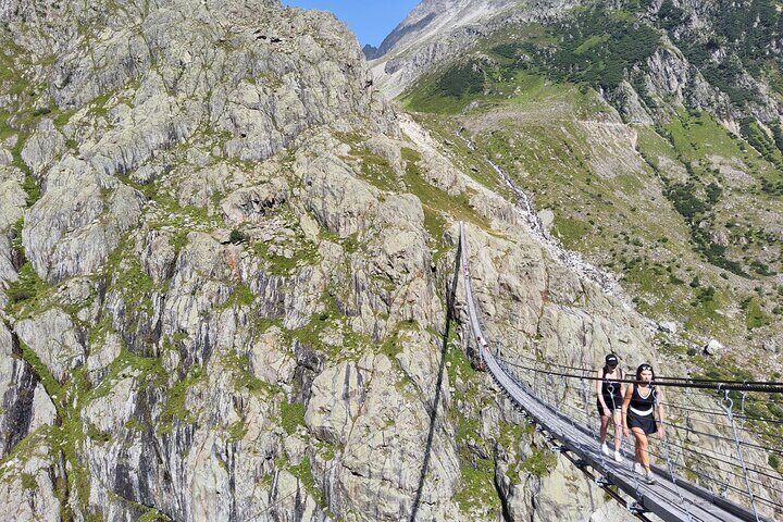 Zurich Day Trip: Trift Suspension Bridge in the Swiss Alps