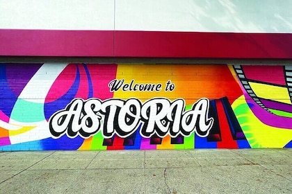 Astoria Food Tour: Multicultural Bites & Neighborhood Sights