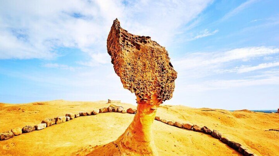 Queen's Head in Yehliu Geopark