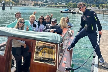 Boat Tour on Lake Como : 1-hour shared boat tour