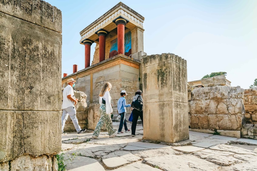 Picture 14 for Activity Knossos: Knossos Palace Skip-the-Line Guided Walking Tour