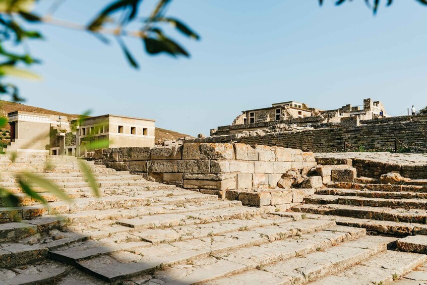 Picture 5 for Activity Knossos: Knossos Palace Skip-the-Line Guided Walking Tour