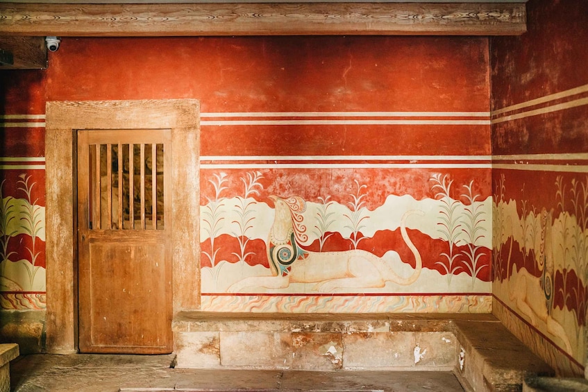 Picture 10 for Activity Knossos: Knossos Palace Skip-the-Line Guided Walking Tour