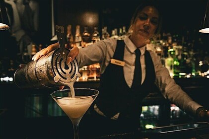 Chophouse Experience and Italian Wine Tasting in Fredericksburg