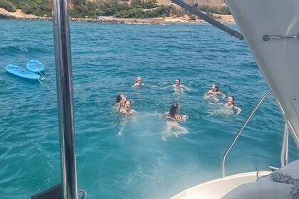 Torrevieja Adventure Tour with the Catamaran Apaelo