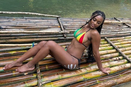 Private Bamboo Rafting Activity in Jamaica