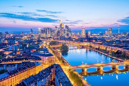 Private after dark tour in Frankfurt