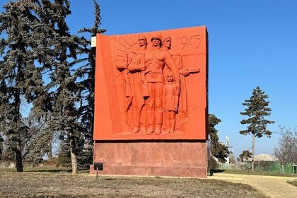 Back to the USSR without leaving Chisinau with Lunch & Drink