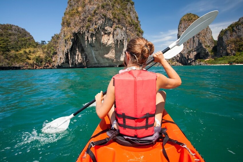 Hong Islands Longtail Boat Tour with Kayaking