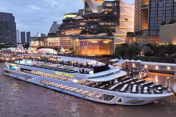 Bangkok Sawasdee Chaophraya Dinner Cruise from ICONSIAM