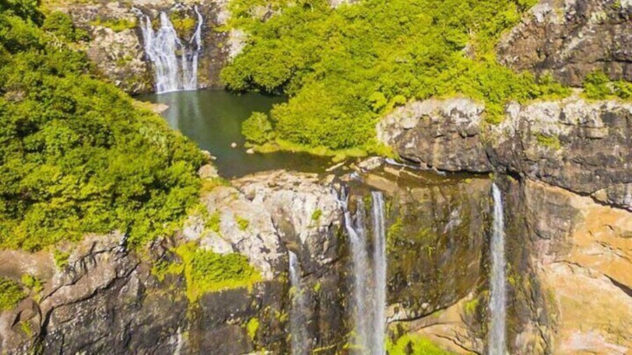 Half Day Hike to Seven Waterfalls and South Tour with Lunch