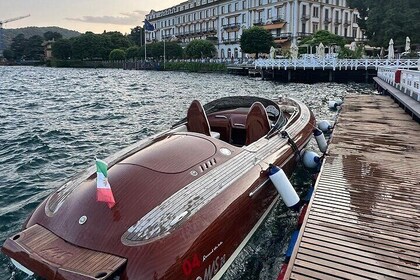 Private Lake Como Tour by Classic Wooden Boat