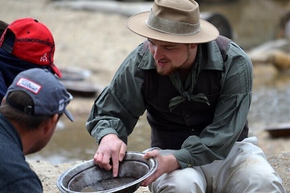 Gold Rush - Guided Hiking & Gold Panning Tour