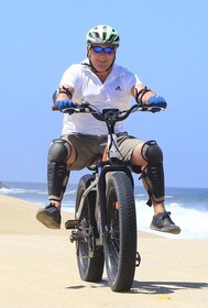 Aventura en bicicleta eléctrica en la playa, almuerzo mexicano y tequila