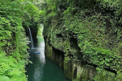 Takachiho Gorge and Mount Aso Scenic Day Tour