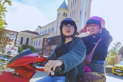 Dalat City Tour With Local Student - Donation Based