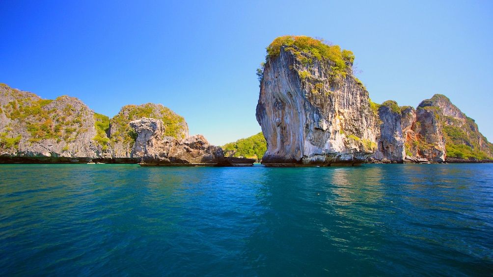 Foto 5 von 9 laden Koh Maiton & Koh Phi Phi by Speedboat with Dolphin Sighting