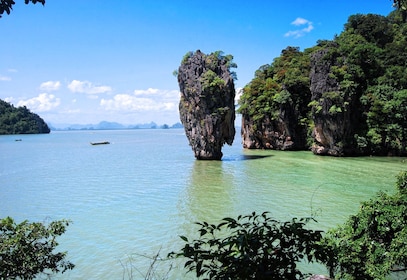 ทัวร์เกาะเจมส์บอนด์จากกระบี่โดยเรือหางยาวใหญ่