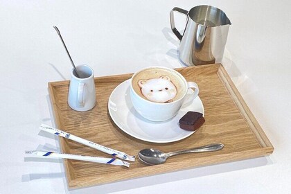Create Your Own Latte Art at a Japanese Café