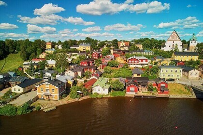 Helsinki, Porvoo and Suomenlinna - 1 Hour Helicopter Sightseeing Tour