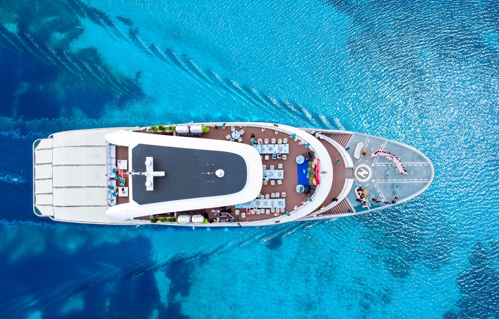 Vietnam: Nautilus Cruise - Island Tour, Buffet Lunch & Seawalker Experience