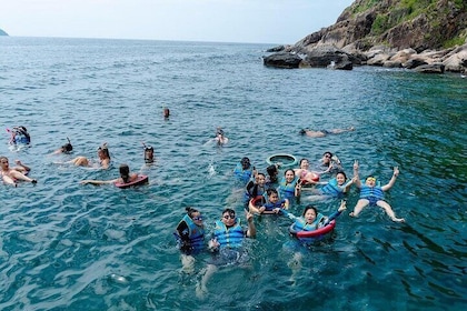 Nha Trang Snorkel the Reefs and Party at the Floating Bar
